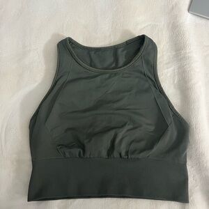 Lululemon sports bra size 6